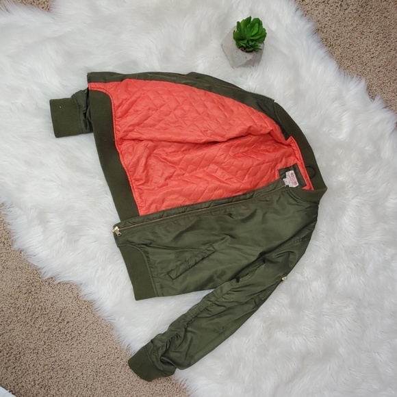 Mossimo Supply Co. Jackets & Blazers - 🏝Bomber jacket (Used)🏝